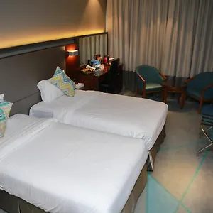 Hotel Versailles By Raviz, Dubai